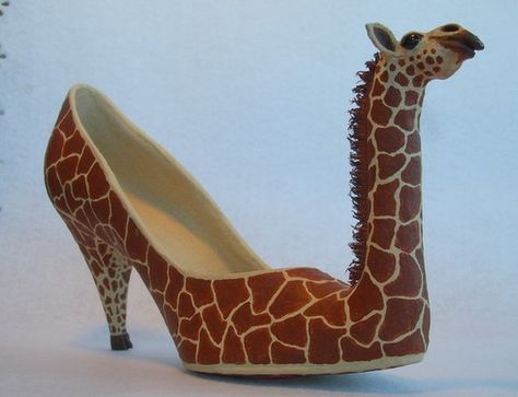 Taking animal print to a whole new level. Funny Shoes Hilarious, Ugly Shoes Funny, Unique Heels Weird Shoes, Wierd Shoes Funny Weird, Funny Dolls, Cursed High Heels, Crazy Heels, Giraffe Crafts, Funny Shoes