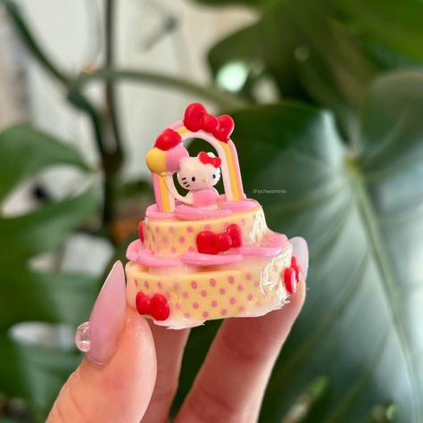 mini tiered cake from the @officialminiverse hello kitty series!! 🎂🍓🐱 - - - @officialminiverse #miniverse #miniverseremix #makeitmini #miniversehellokitty #miniversesanrio #hellokitty #sanrio #unboxing #asmr #miniversecreator Tiered Cake, Hello Kitty, The Creator, Kitty, Cake