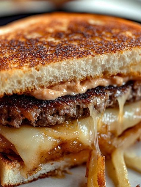 Anita Recipes | 🍔 Classic patty melt 🧀🍞 | Facebook Patty Melt Recipe, Patty Melt, Rye Bread, Rye, Onions, Ground Beef, Sandwiches, Butter, Bread