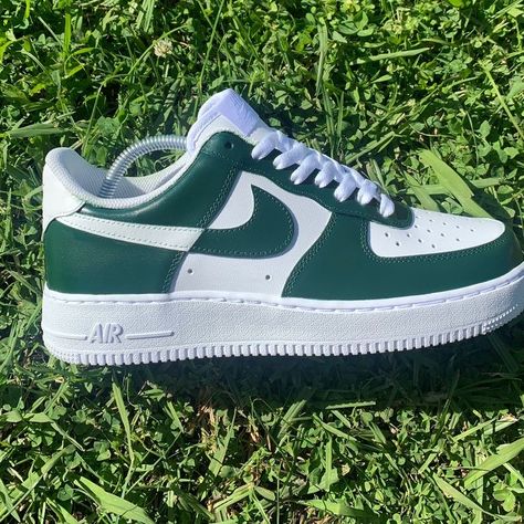 Green Air Force 1, Green Air Force, Angelus Paint, Painted Shoes Diy, Custom Shoes Diy, Nike Shoes Air Force, Dr Shoes, Nike Shoes Girls, Custom Nike Shoes