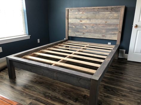 Farmhouse Platform Bed, Bed Frame Diy Queen, Rustic Queen Bed Frame Diy, Diy Bedframe Queen, Queen Platform Bed Diy, Farmhouse Platform Bed Diy, Queen Size Bed Frame Diy, Farmhouse Bedframe Diy King Beds, Rustic Wood Bed Frame Platform