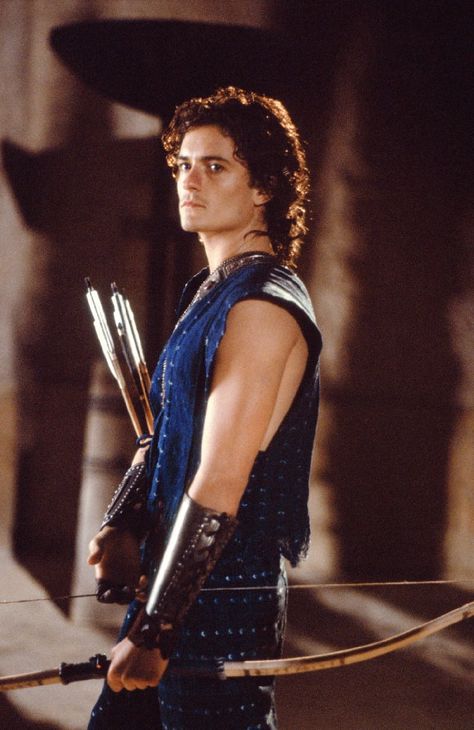 Troy. Costume design by Bob Ringwood. Troy Film, Orlando Bloom Young, Troy 2004, Troy Movie, Eric Bana, William Turner, Orlando Bloom, Celebrity Dads, Legolas