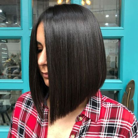 Graduated Lob, Angular Lob Haircut, Inverted Lob Haircut Straight, Angles Lob Haircut, Slanted Bob Haircut, Extreme Lob Haircut, Angled Lob, Straight Lobs, Angled Bobs