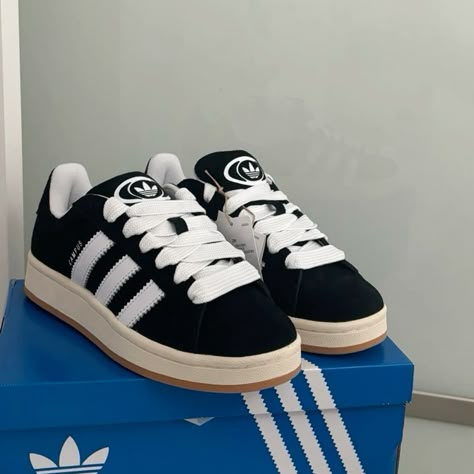 Adidas Campus Shoes, Special Shoes, Pretty Sneakers, Adidas Campus 00s, Trendy Shoes Sneakers, Preppy Shoes, Pretty Shoes Sneakers, All Nike Shoes, Shoes Outfit Fashion