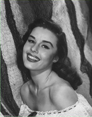 Elaine Stewart Elaine Stewart, Spring Landscape Photography, Western Film, Classic Actresses, Golden Age Of Hollywood, Iconic Women, Vintage Hollywood, Classic Beauty, Hollywood Glamour