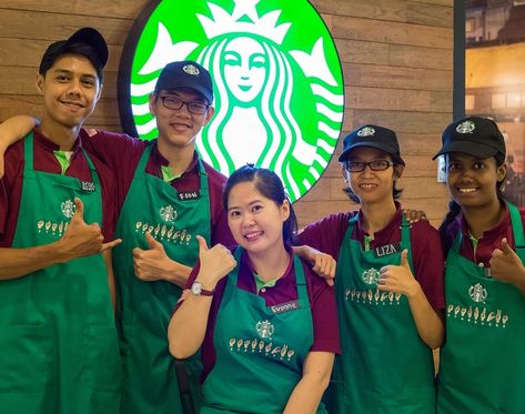 Is Starbucks A Good Place To Work? - Vending Business Machine Pro Service Starbucks Uniform, Barista Outfit, Opening A Store, Starbucks Malaysia, Company Social Media, Cafe Uniform, Working At Starbucks, Opening A Cafe, Starbucks Locations