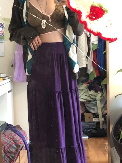 Long Purple Skirt Outfit, Plain Skirt Outfit, Hippie Fits, Thrift Inspo, Fits Inspo, Clothing Inspiration, Skirt Outfits, Fitness Inspo, Savannah