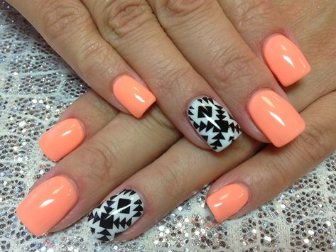 Day 121: Summer Accent Nail Art - - NAILS Magazine Ongles Gel Violet, Rodeo Nails, Accent Nail Art, Aztec Nails, Western Nails, Country Nails, Accent Nail, I Love Nails, Art Nails