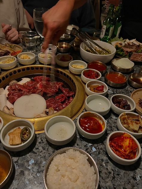 My first time ever having Korean barbeque and it was so so good! Korean Bbq Restaurant Aesthetic, Korean Bbq Aesthetic Friends, Korean Barbecue Aesthetic, Korean Barbeque Aesthetic, Kbbq Korean Aesthetic, Korean Wedding Aesthetic, Korean Bbq Aesthetic, Barbeque Aesthetic, Bbq Aesthetic