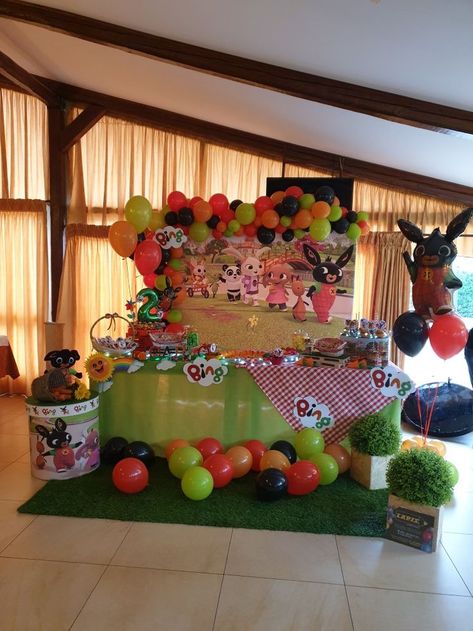 Bing Bunny Birthday Party, Bing Themed Party, Bing Bunny Party, Bing Birthday Party Ideas, Bing Birthday Party, Festa Bing, Bing Cake, Bing Bunny, Birthday Theme Decoration