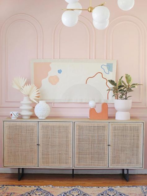 Pink Dining Rooms, Dining Room Colors, Room Paint Colors, Coastal Living Room, Paint Colors For Living Room, Pink Room, Living Room Paint, Room Paint, Dining Room Lighting