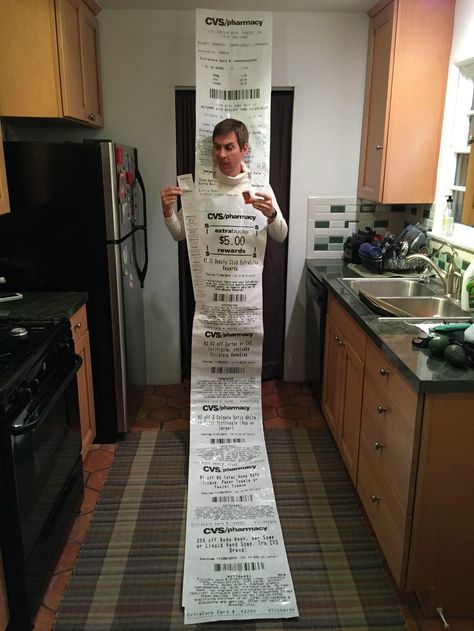 Dear CVS, thank you for giving me a 3 foot long receipt when I bought some TicTacs. It was the inspiration for my Halloween costume. Halloween House Party Decorations, Adult Halloween Party Decorations, Diy Costumes Kids Boys, Original Halloween Costumes, Punny Halloween Costumes, Diy Halloween Party, Halloween Party Decor Diy, Halloween Costumes To Make, Clever Halloween