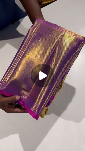 Purple And Gold Saree, Parrot Blouse Design, Purple Blouse Designs For Saree, Pink Colour Blouse Designs, Purple Colour Blouse Designs, Golden Colour Blouse Design, Gold Colour Blouse Designs, Gold Colour Saree, Saree Packing Ideas