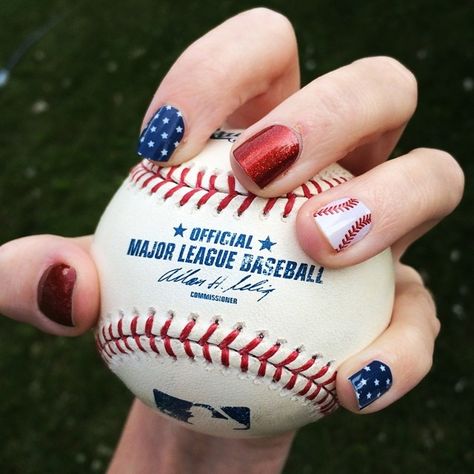 baseball nails Baseball 4th Of July Nails, Baseball Toe Nail Designs, Baseball Nail Designs, Baseball Nails, Sports Nails, America Freedom, Patriotic Nails, Nails Art Ideas, Fourth Of July Nails