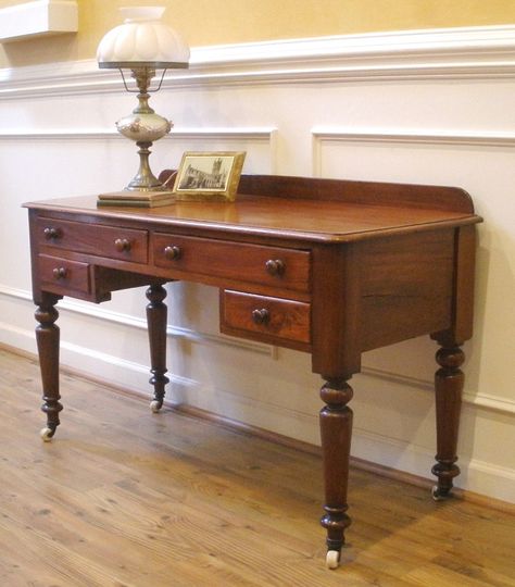 Southern Charm Decor, Wooden Study Table, Computer Table Design, Rustic Entryway Table, Mahogany Desk, India Home Decor, Antique Furniture For Sale, Table Designs, Table Console