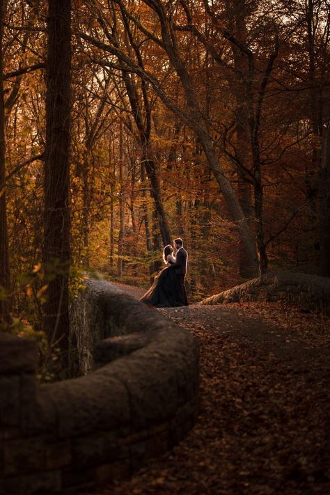 Your engagement photos are such a special time in your relationship. If you are looking for some ideas for your own session, check out these photos for engagement photo outfits ideas, engagement photo inspiration, and everything in between! Autumn Wedding Pictures, Engagement Photos Halloween, Dark Fall Engagement Photos, Couples Outdoor Photoshoot Photo Ideas, Photoshoot Ideas Engagement, Victorian Engagement Photos, Goth Proposal, Engagement Photos Dark, Halloween Wedding Photoshoot