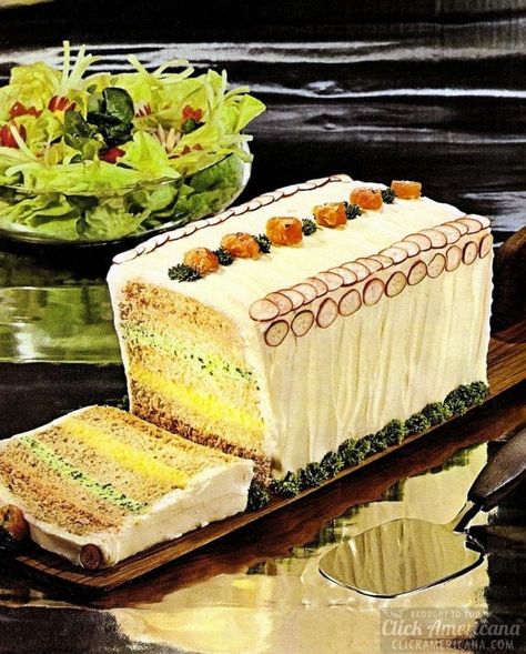 Sandwich Cakes, Ugly Food, Cream Cheese Sandwiches, Cake Sandwich, Sandwich Loaf, Fingerfood Party, Party Sandwiches, Sandwich Cake, Finger Sandwiches