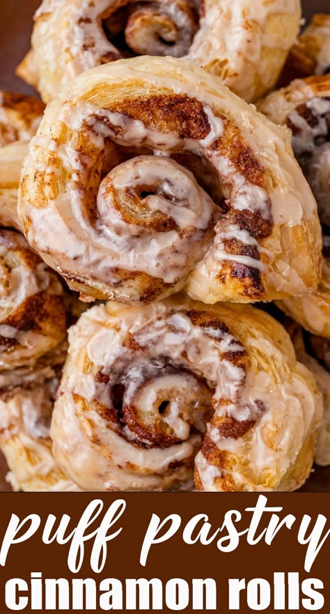 Cinnamon Rolls Made With Puff Pastry, Puff Pastry Cinnamon Roll, Puff Pastry Recipes Cinnamon Rolls, Buttery Cinnamon Rolls, Cinnamon Danish Pastry, Cinnamon Rolls Using Puff Pastry, Flaky Cinnamon Rolls Recipes, Cinnamon Scrolls Easy, Ready Made Pastry Recipes