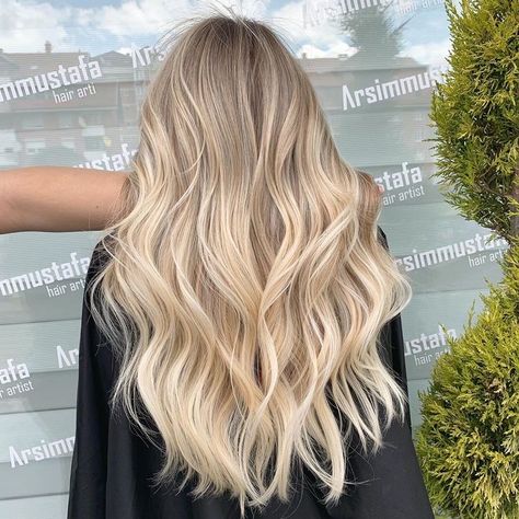 Cream Blonde Balayage, Cream Blonde, Blonde Balayage Hair, Perfect Blonde Hair, Bright Blonde Hair, Summer Blonde Hair, Blonde Hair Transformations, Dyed Blonde Hair, Fall Hair Trends