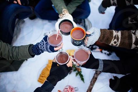 Winter Picnic, Seasons Winter, Winter And Christmas, Winter Vibes, Baby It's Cold Outside, Winter Fun, Winter Aesthetic, It's Cold Outside, Baby Cold