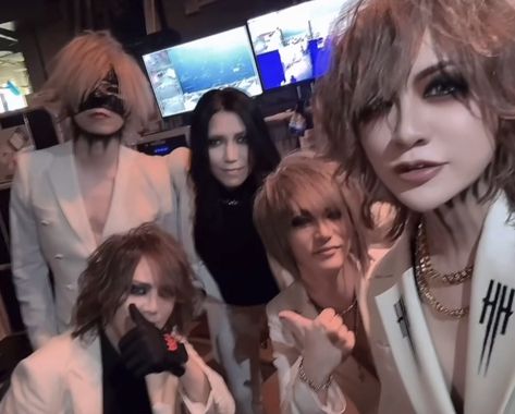 Uruha The Gazette, The Gazette Band, Goth Boys, Ruki The Gazette, Kei Visual, Goth Boy, The Gazette, Visual Kei, Celebrity Crush