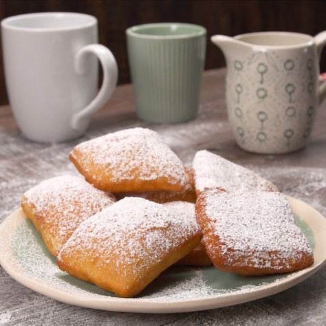 New Orleans Beignets - Recipe & Video | TipHero Beignet Aesthetic, Beignets Aesthetic, New Orleans Beignets Recipe, New Orleans Beignets, Loading Video, Food Selfie, Beignet Recipe, Creole Cooking, Milk Dessert