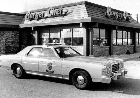 Old Diner, Crawfordsville Indiana, Burger Chef, Daniel Davis, Star Wars Holiday Special, Chevrolet Vega, Chef Restaurant, Roosevelt Hotel, Evansville Indiana