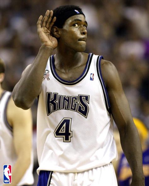 Chris Webber.  Ahh those were the days for the Kings!!! <3<3<3 Basketball Rules, Peaks And Valleys, Chris Webber, Rules For Kids, Basketball Shooting, Basketball History, Basketball Goals, Basketball Is Life, Nba Sports