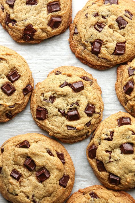 Oat Flour Cookies, Organically Addison, Oatmeal Flavors, Cookies With Chocolate Chips, Modern Honey, Cookies With Chocolate, Popular Cookies, Easy Chocolate Chip Cookies, Chocolate Chip Cookie Recipe