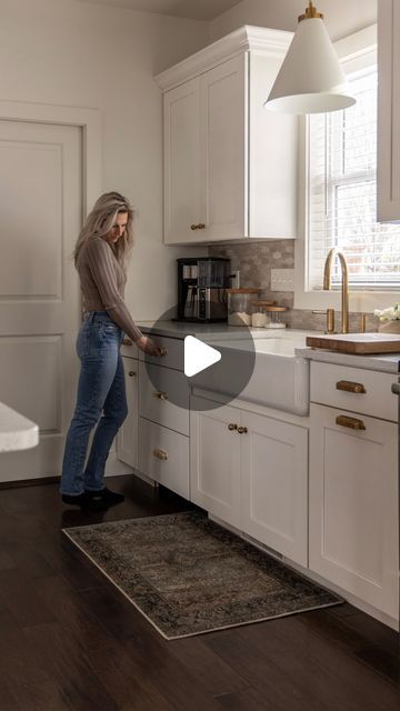 148K views · 4.9K likes | Erin Gerlach | Hamilton Park Home on Instagram: "Panel-ready everything please 🙋‍♀️ One simple swap and now our dishwasher blends right in" January 21, Park Homes, Beautiful Kitchens, New Builds, Carpentry, Then And Now, And Now, Kitchens, Audio