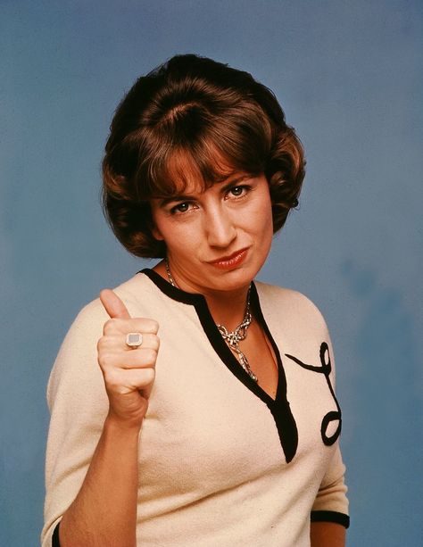 Penny Marshall on 'Laverne and Shirley,' 1976-1983 Paramount Television—Kobal/REX/Shutterstock Penny Marshall, Laverne & Shirley, Catherine Bach, 60s Hair, Celebrities Then And Now, Funny People, Powerful Women, Comedians, Favorite Tv Shows