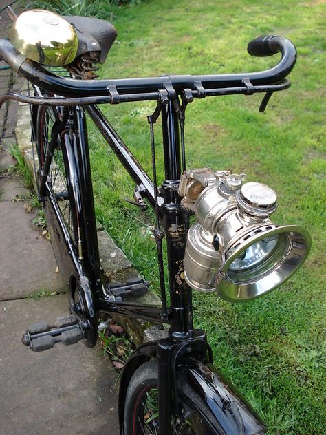 1924 royal sunbeam vintage cycle bike | warren | Flickr Custom Bikes Motorcycles, Bike Riding Benefits, Folding Mountain Bike, Antique Bicycles, Road Racing Bike, Velo Vintage, Bike Engine, Old Bicycle, Vintage Cycles