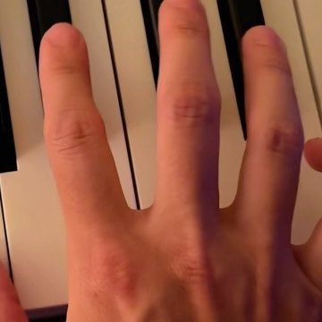 Fabrice Breuss on Instagram: "Clocks - Cold Play #piano #tutorial 🤍" Cold Play, Play Piano, Piano Tutorial, September 17, Piano, Clock, On Instagram, Instagram