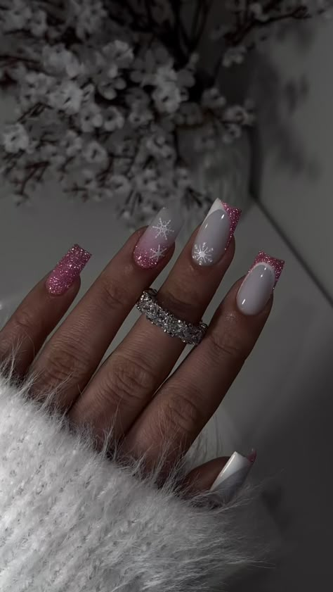 Cristmass Nails 2024, Ballerina Nails Designs, Aqua Nails, Edgy Nails, Simple Gel Nails, Minimal Nails, Simple Acrylic Nails, Bling Acrylic Nails, Pink Acrylic Nails