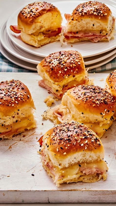 Ham Delights Ham And Cheese Delights, Holiday Ham Sliders, Ham Biscuits Southern, Ham Delights Recipe, Ham Sliders On Hawaiian Rolls, Ham Slider, Ham Delights, Ham And Swiss Sliders, Ham Biscuits