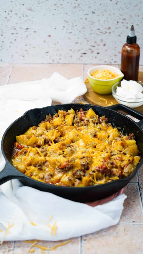 Easy Cheesy Taco Potatoes Potato Taco Skillet, Taco Meat And Potatoes, Loaded Potato Taco Bowl, Soft Potato Taco Bowl, Taco Potatoes Casserole, Potato Taco Bowl, Potatoes With Ground Beef, Potatoes Tacos, School Night Meals