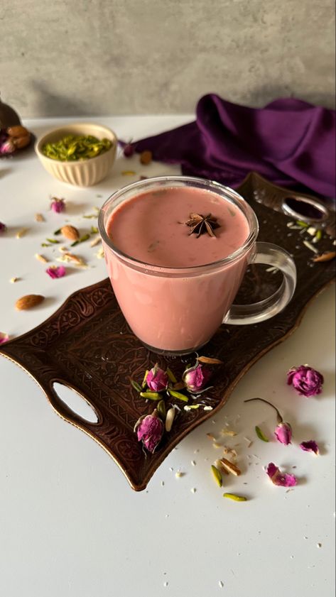 Kashmiri Chai, Cardamom Pods, Green Cardamom, Jewelry Template, Indian Dessert Recipes, Pink Tea, Indian Desserts, Star Anise, Evaporated Milk