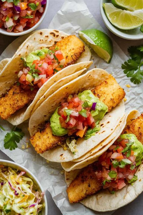 Hold onto your forks, because we’re about to turn fish into pure fun with these air fryer fish tacos! We’re huge fans of quick meals that don’t skimp on flavour. Pairing crispy fish with the Tilapia Fish Tacos Air Fryer, Fish Tacos Air Fryer, Halibut Fish Tacos, Air Fryer Fish Tacos, Seafood Extravaganza, Flavour Pairing, Fish Tilapia, Fish Tacos Tilapia, Cod Fish Tacos