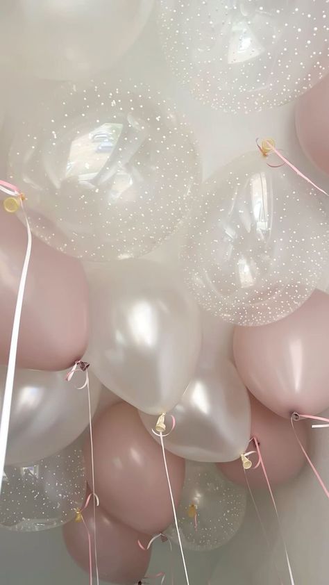 Pink Helium Balloons, Baloons Idea For Birthday Girl, Light Pink Birthday Party, Pink And White Balloons, Balloons Aesthetic, Light Pink Birthday, Pink Birthday Theme, Pink Birthday Decorations, Birthday Lights