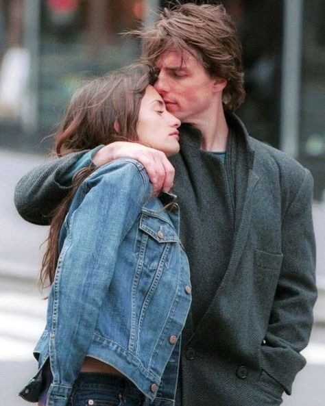 Cinema✨ on Instagram: “Penélope Cruz and Tom Cruise in ‘Vanilla Sky’, 2001” Tom Cruise Hot, Tom Cruise Movies, I Love You Honey, Vanilla Sky, Romantic Movie Quotes, Cruise Wedding, Pretty When You Cry, Wow Video, Easy Winter Outfit