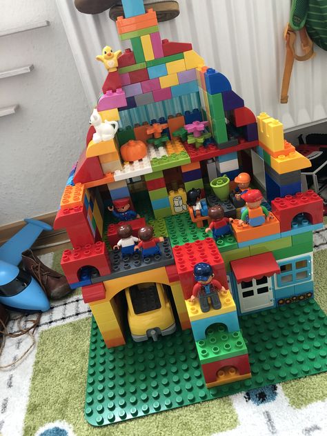 Lego Duplo House, Lego Education, Lego Activities, Lego Creative, Lego Craft, Lego For Kids, Crafts For Boys, Lego House, Lego Party