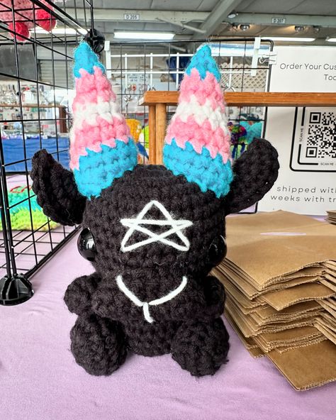 Now that this commission has been delivered I can share it with you! Trans Pride Baphomet! Pattern is by @grimgrinninggoats Two more commissions in the works this week that I will share upon delivery. #crochet #amigurumi #commission #baphomet #transpride #commissionswelcome #grimgrinninggoats Trans Crochet Ideas, Trans Crochet, Pride Day, Trans Pride, Crochet Things, Crochet Inspo, Crochet Ideas, Crochet Amigurumi, Crochet Projects