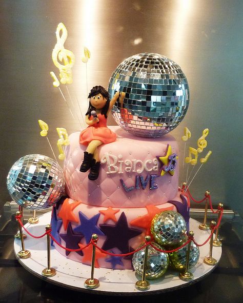 Mirror Ball Cake, Ball Birthday Cake, Skate Birthday Party, Disco Birthday, Skate Birthday, Disco Birthday Party, Up Cake, Ball Cake, Make Up Cake