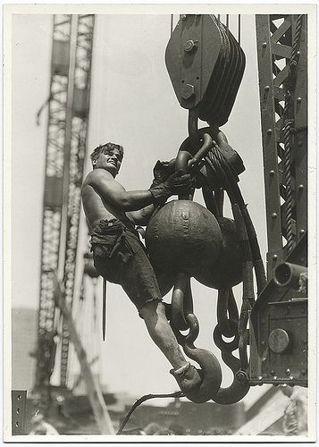 Hine, Lewis (1874-1940) - 1931 Worker Riding on Crane Hook Lewis Wickes Hine, Lewis Hine, New York Landmarks, Steel Worker, Diane Arbus, Alfred Stieglitz, The Empire State Building, Gelatin Silver Print, Construction Worker