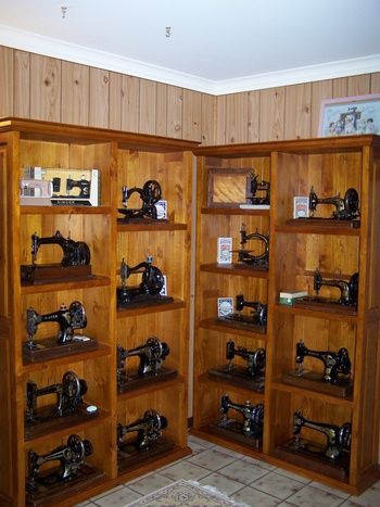 My antique sewing machines (some of them) | Collectors Weekly Sewing Machine Display, Featherweight Sewing Machine, Sewing Spaces, Sewing Room Decor, Treadle Sewing Machines, Vintage Singer, Vintage Sewing Notions, Old Sewing Machines, Antique Sewing Machines