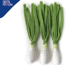 MBPattern - Etsy Франция Growing Spring Onions, Play Food Set, Deer Pattern, Spring Onions, More Than, Pattern Play, Crochet Patterns For Beginners, Christmas Deer, Crochet Toys Patterns