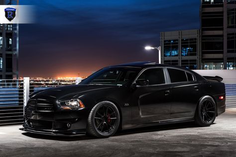 Murdered Out Dodge Charger SRT Gets a Mesh Grille 2014 Charger Rt, 2014 Dodge Charger Rt, 2014 Dodge Charger Srt8, 2014 Charger, Black Dodge Charger, Rolls Royce Car, 2012 Dodge Charger, Dodge Charger Srt8, Charger Srt8