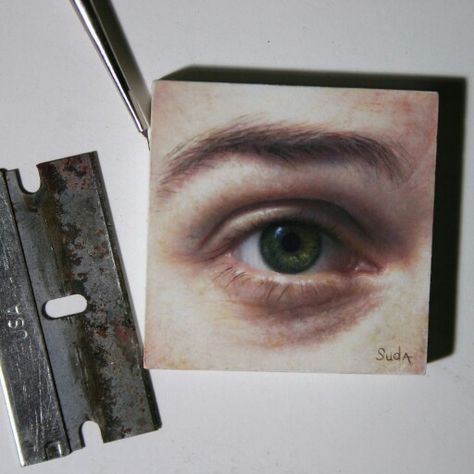 Oil on panel 1.5"x1.5" Joshua Suda Joshua Suda, Realistic Eye, Figurative Artists, Favorite Artist, Small Words, Hyperrealism, Photorealism, Mini Paintings, Miniature Art