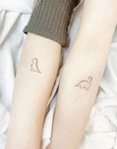 Tiny T-rex Tattoo, Tiny Dinosaur Tattoo, Cute Minimalist Tattoo, Reborn Tattoo, T Rex Tattoo, Minimalistic Tattoo Ideas, Small Animal Tattoos, Dinosaur Tattoo, Minimalistic Tattoos