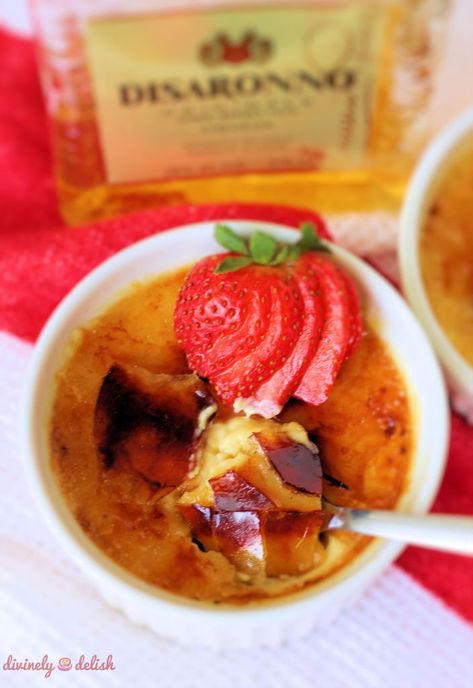 Dessert Souffle, Amaretto Recipe, Creme Brulee Desserts, Almond Creme, Classic French Desserts, Creme Brulee Recipe, Italian Cookie Recipes, Creme Brûlée, Sous Vide Recipes